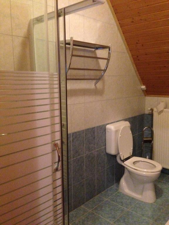 Juhasz Fogado Bed & Breakfast Fonyód Стая снимка
