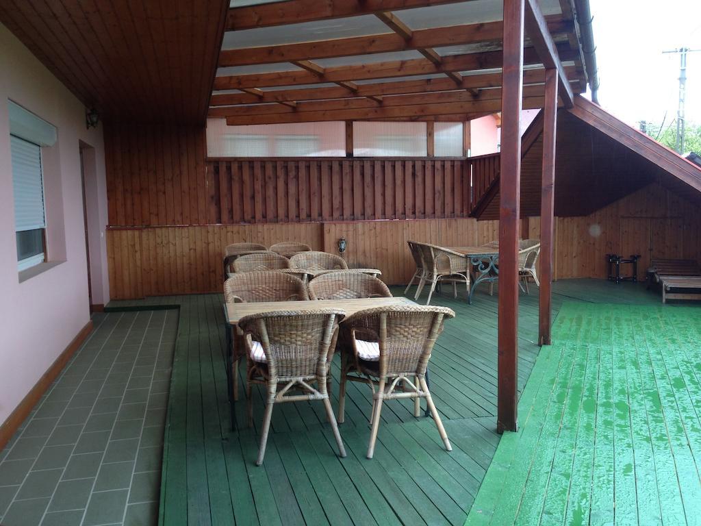 Juhasz Fogado Bed & Breakfast Fonyód Екстериор снимка